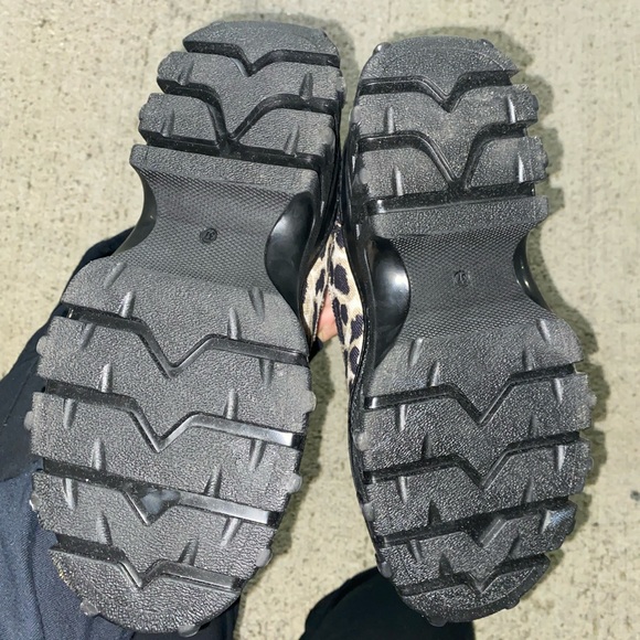 MSGM Leopard Workout Shoes - Picture 5 of 5